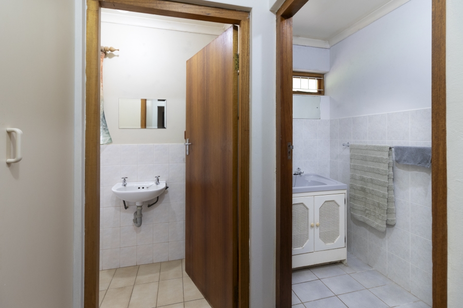 4 Bedroom Property for Sale in Bathurst Eastern Cape